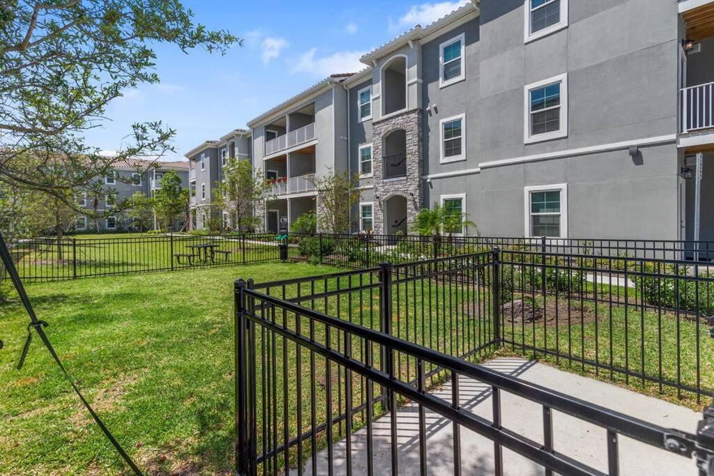 Elegant 2 Bed/2 Bath Apartment In Melbourne Fl Exteriér fotografie