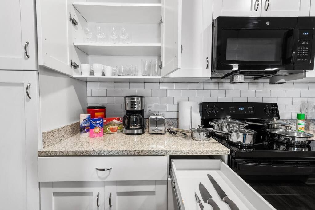 Elegant 2 Bed/2 Bath Apartment In Melbourne Fl Exteriér fotografie